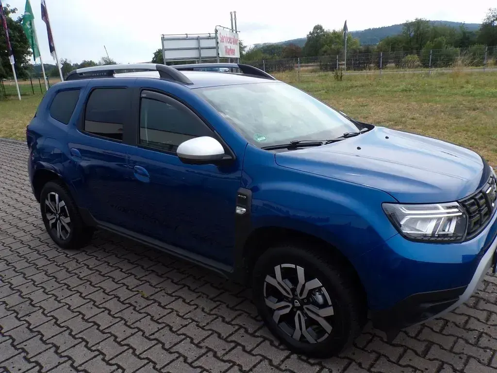 Gebraucht Dacia Duster Prestige 116 PS (85 kW) 2021 Blau SUV