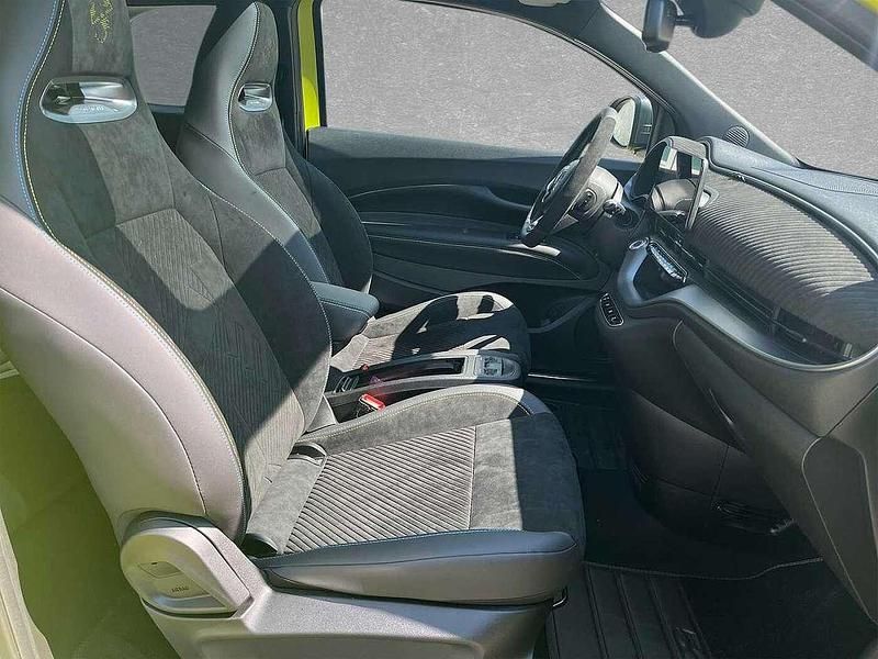 Usata Abarth 500 113 kW (154 CV) 2023 Verde Berlina