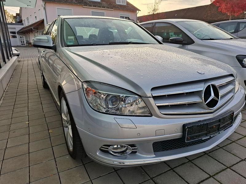 Silber Gebraucht 2008 Mercedes C180 Avantgarde Limousine | 4.990 € (Superpreis) - Bild 1/4