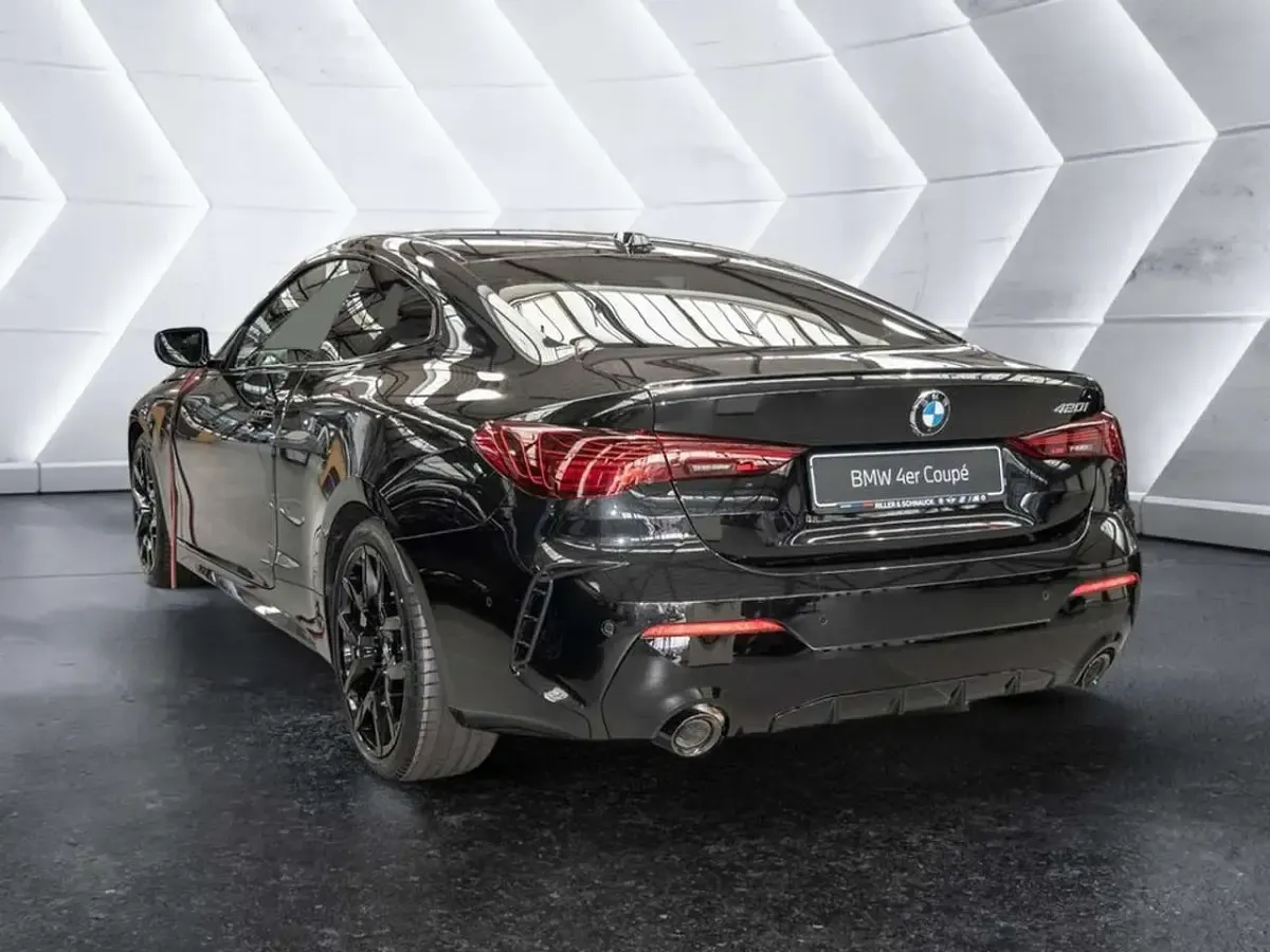 Neu BMW 420 Coupé M Sport 184 PS (135 kW) 2025 Black sapphire Coupé