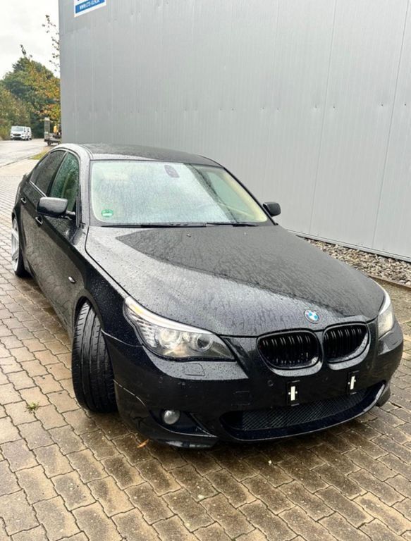 Schwarz Gebraucht 2003 BMW 545 Performance Limousine | 10.500 € (Etwas zu teuer) - Bild 1/4