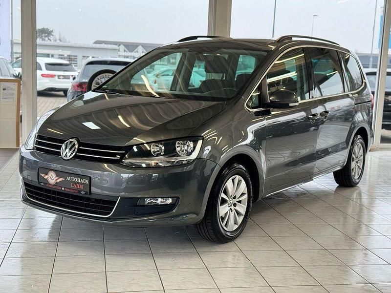 Gebraucht VW Sharan Comfortline 184 PS (135 kW) 2015 Grau Van / Kleinbus