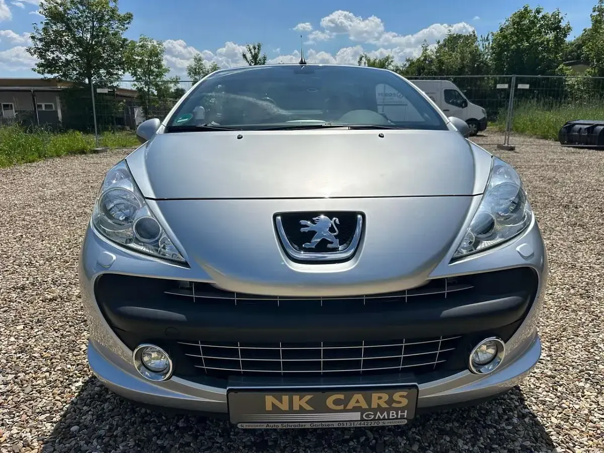 Gebraucht Peugeot 207 CC Sport 120 PS (88 kW) 2009 Silber Cabrio