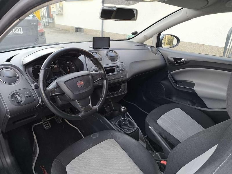 Gebraucht Seat Ibiza Style 69 PS (50 kW) 2013 Grau Kleinwagen