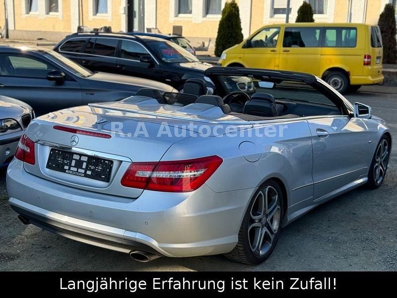 Gebraucht Mercedes E350 231 PS (169 kW) 2010 Silber Cabrio