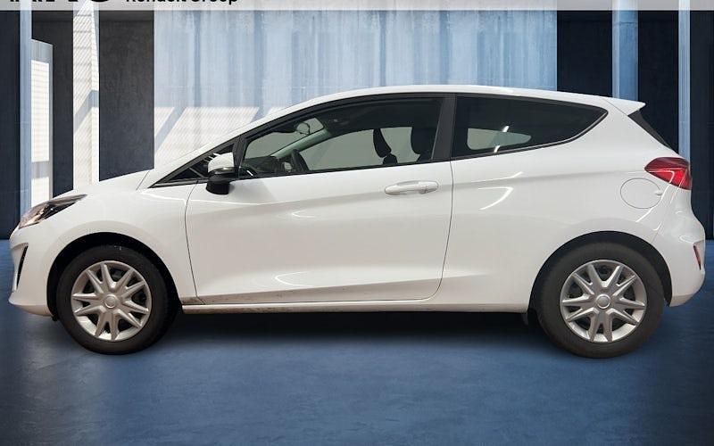 Gebraucht Ford Fiesta Cool & Connect 71 PS (52 kW) 2019 Weiß Kleinwagen