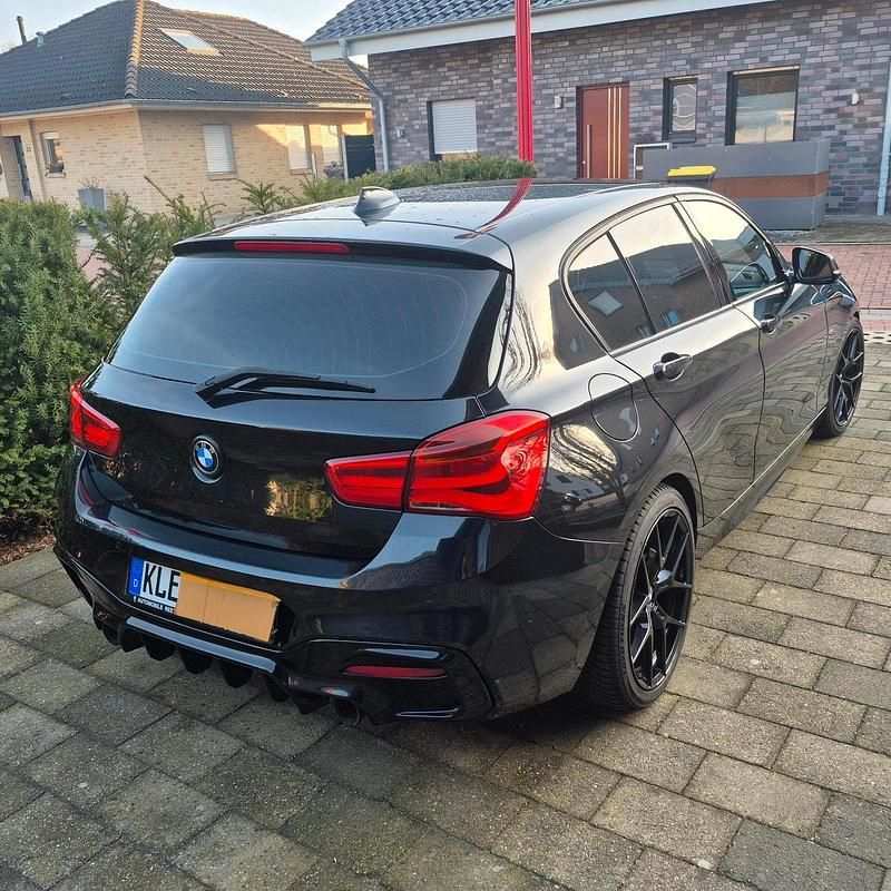 Gebraucht BMW 120 177 PS (130 kW) 2016 Schwarz Kleinwagen