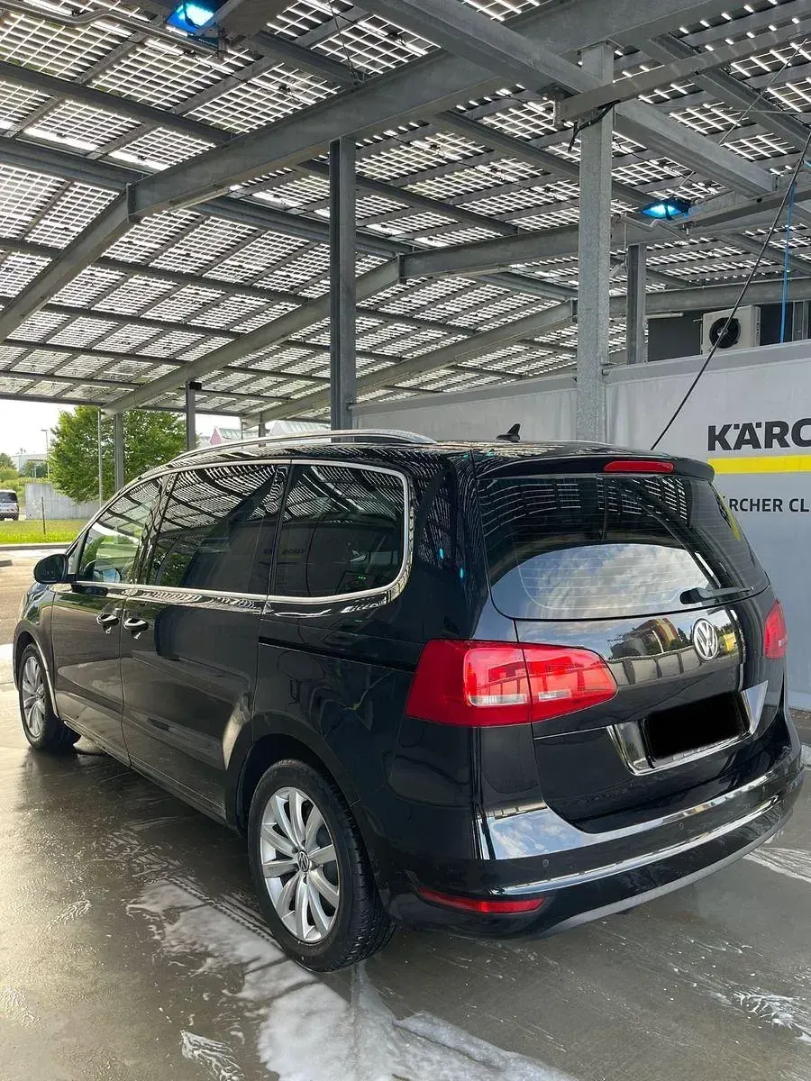 Gebraucht VW Sharan Highline 177 PS (130 kW) 2014 Schwarz Van / Kleinbus