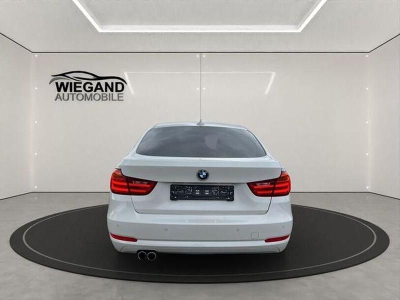 Gebraucht BMW 320 Gran Turismo Advantage 190 PS (139 kW) 2016 Silber Limousine