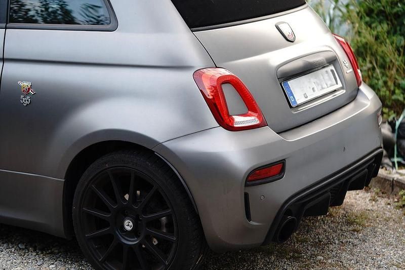 Gebraucht Abarth 595C Esseesse 179 PS (131 kW) 2021 Grau Cabrio