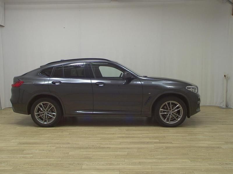 Grau Gebraucht 2021 BMW X4 M Sport SUV | 31.980 € (Guter Preis) - Bild 1/4