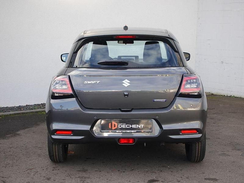 Neu Suzuki Swift Club 83 PS (61 kW) 2025 Grau Limousine