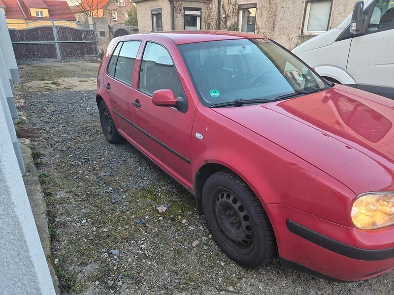 Gebraucht VW Golf IV 101 PS (74 kW) 2003 Rot Limousine