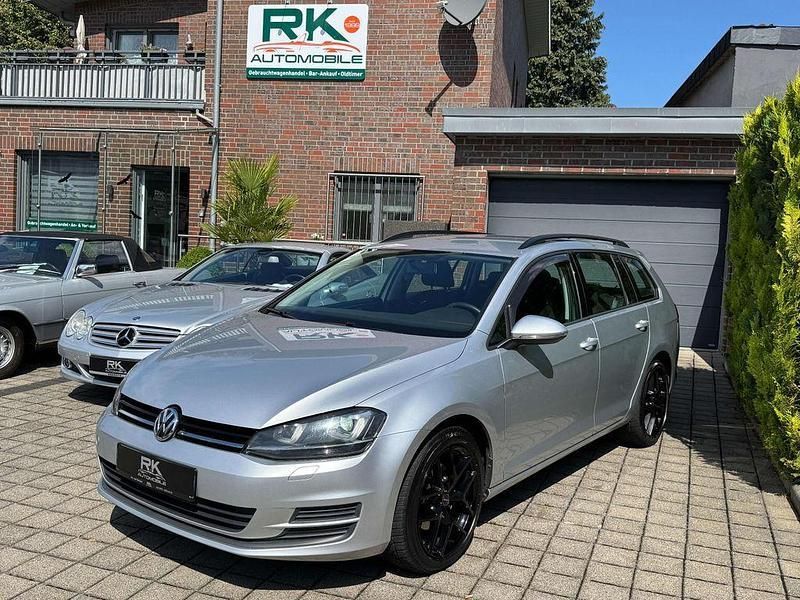 Silber Gebraucht 2014 VW Golf VII Comfortline Kombi | 7.500 € (Fairer Preis) - Bild 1/4