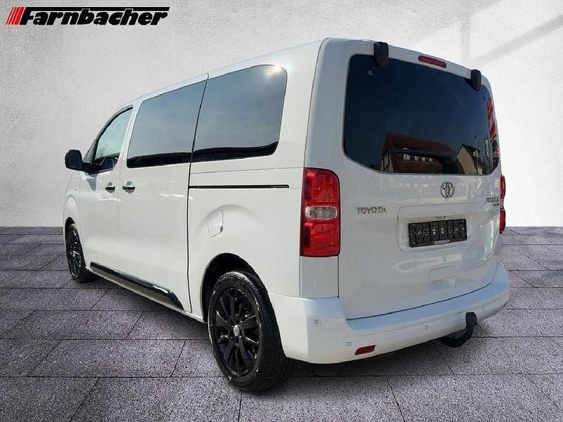 Gebraucht Toyota Proace Verso Executive 177 PS (130 kW) 2021 Schaumweiß Van / Kleinbus