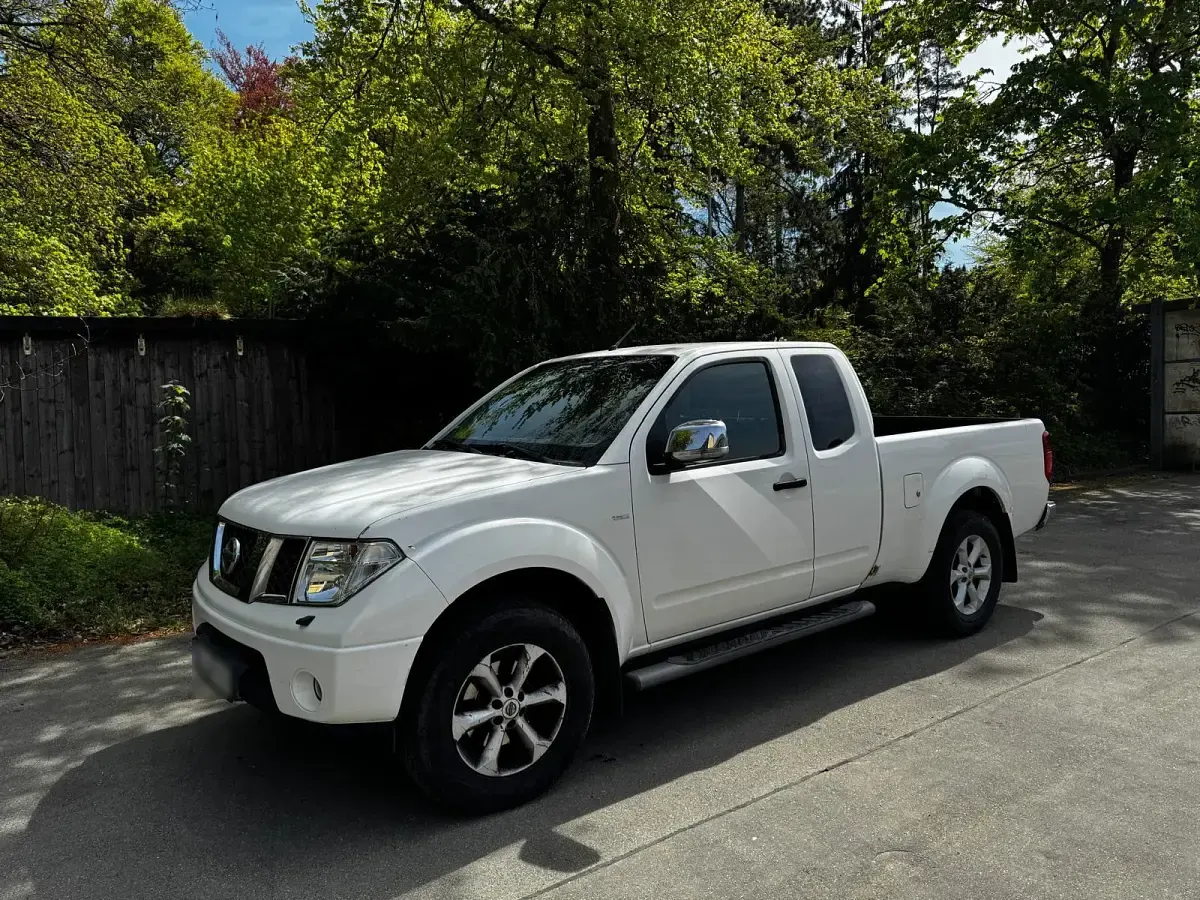 Usata Nissan Navara 2009 Bianco Pick-up