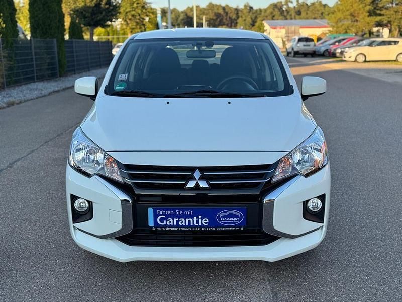 Weiß Gebraucht 2021 Mitsubishi Space Star Basis Limousine | 6.300 € (Guter Preis) - Bild 1/4