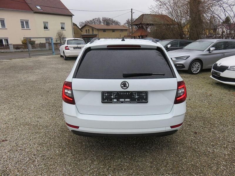 Gebraucht Skoda Octavia Drive 116 PS (85 kW) 2017 Weiß Kombi