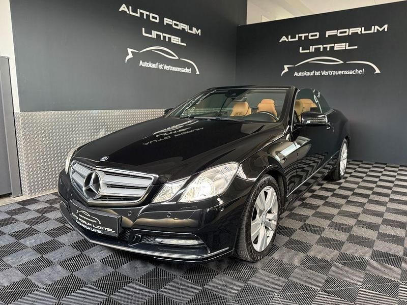Obsidianschwarz Gebraucht 2013 Mercedes E220 Cabrio | 21.499 € (Etwas zu teuer) - Bild 1/4