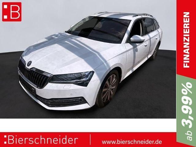 Weiss Gebraucht 2022 Skoda Superb Premium Edition Kombi | 30.350 € (Fairer Preis) - Bild 1/3