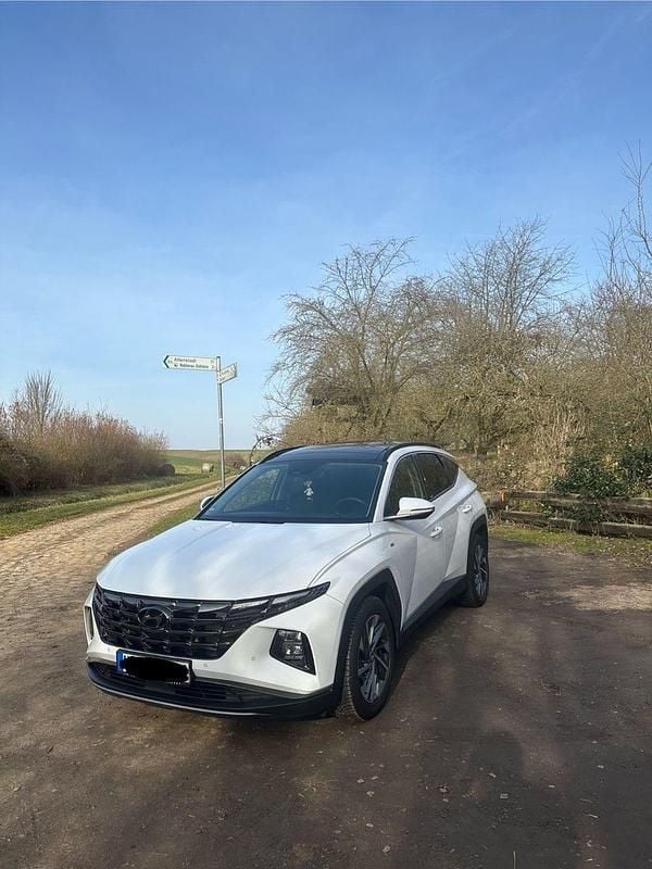 Gebraucht Hyundai Tucson Trend 179 PS (131 kW) 2021 Weiß SUV