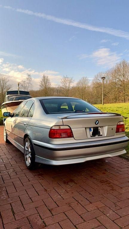 Gebraucht BMW 528 193 PS (141 kW) 1997 Silber Limousine
