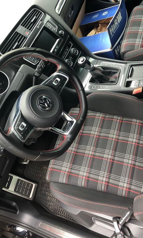 Gebraucht VW Golf VII GTI 230 PS (169 kW) 2014 Schwarz Limousine