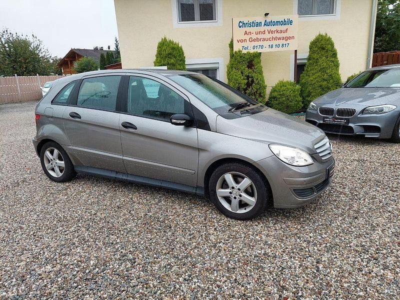 Grau Gebraucht 2007 Mercedes B200 Van / Kleinbus | 1.790 € (Superpreis) - Bild 1/4