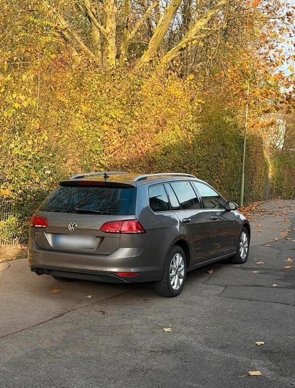 Gebraucht VW Golf VII 110 PS (80 kW) 2015 Grau Limousine