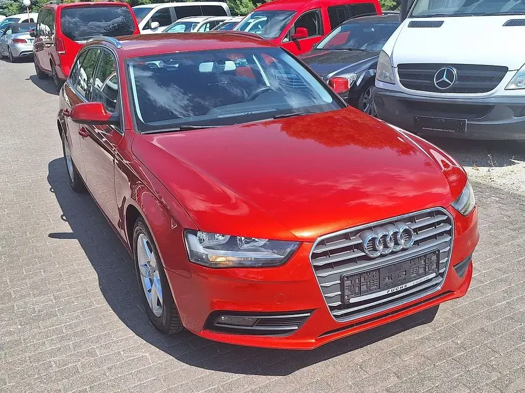 Gebraucht Audi A4 Ambiente 258 PS (189 kW) 2013 Vulkanrot metallic (metallic) Kombi