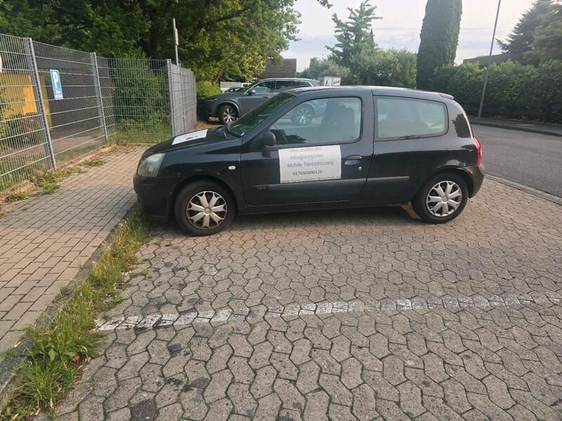 Gebraucht 2004 Renault Clio II Kleinwagen | 1.000 € - Bild 1/1