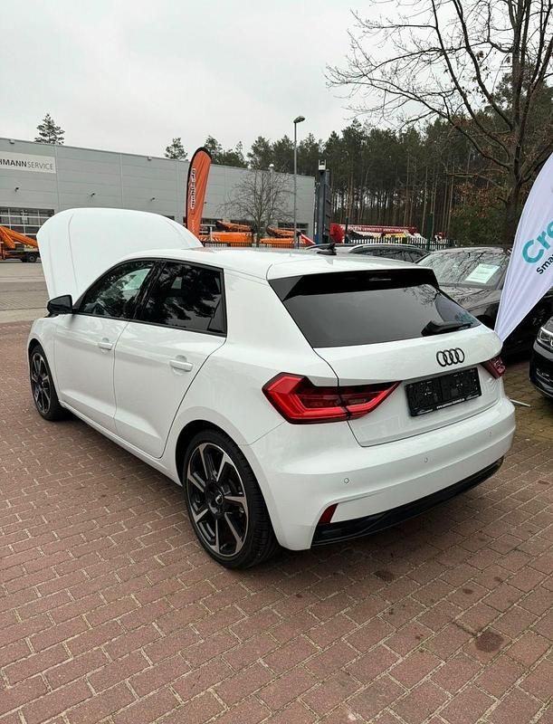 Gebraucht Audi A1 Ambiente 150 PS (110 kW) 2019 Weiß Kleinwagen