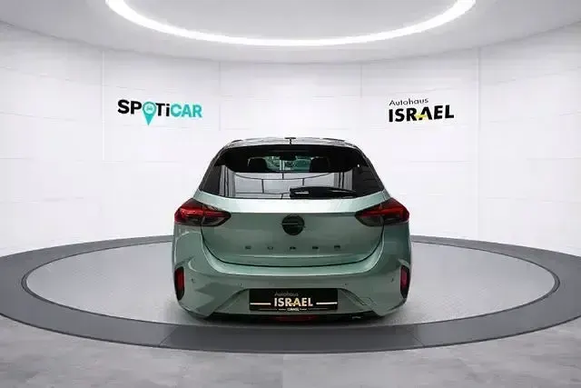 Usado Opel Corsa 101 HP (74 kW) 2025 Verde Citadino