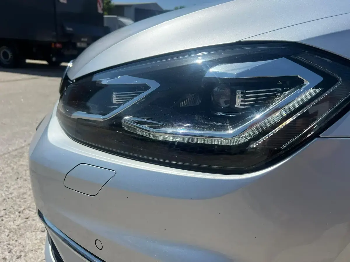 Gebraucht VW Golf VII Comfortline 150 PS (110 kW) 2020 Silber Limousine