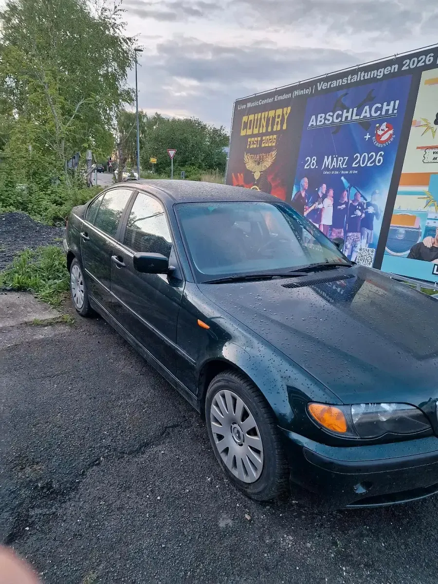Gebraucht BMW 320 150 PS (110 kW) 2003 Grün Limousine