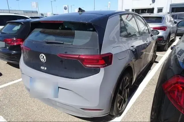Gebraucht VW ID.3 Pro 150 kW (204 PS) 2024 Mondsteingrau Kleinwagen