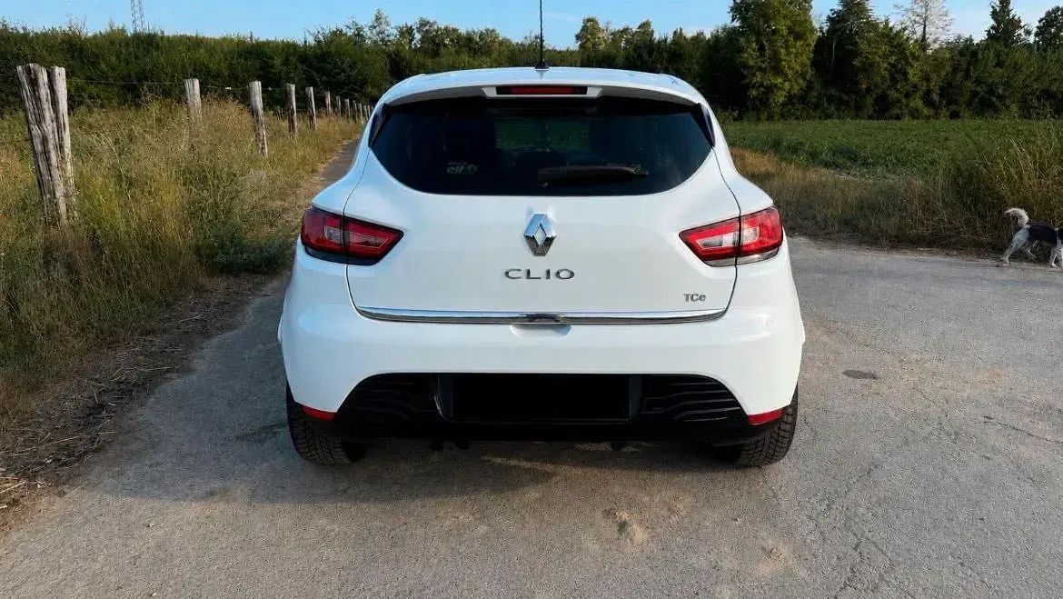 Gebraucht Renault Clio IV LIMITED 90 PS (66 kW) 2015 Weiß Kleinwagen
