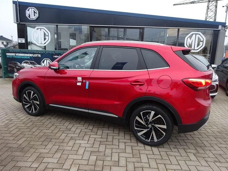 Neu MG ZS Luxury 197 PS (144 kW) 2025 Rot SUV