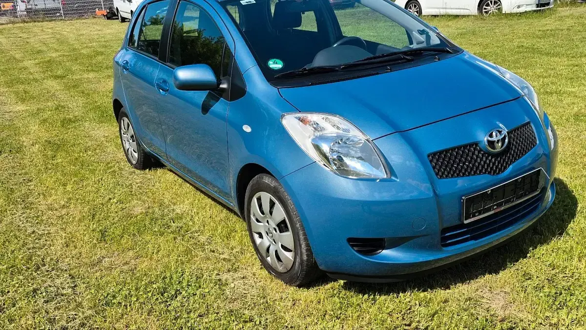 Gebraucht Toyota Yaris Sol 87 PS (63 kW) 2007 Blau Kleinwagen