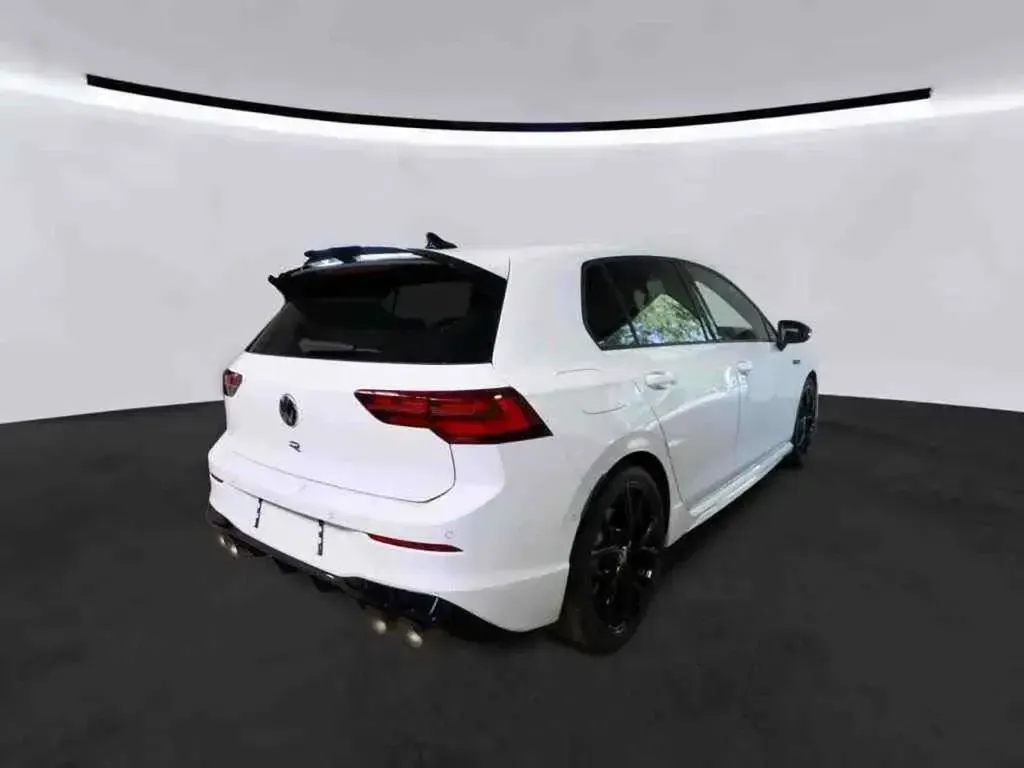 Gebraucht VW Golf VIII R 333 PS (244 kW) 2023 Weiss Limousine