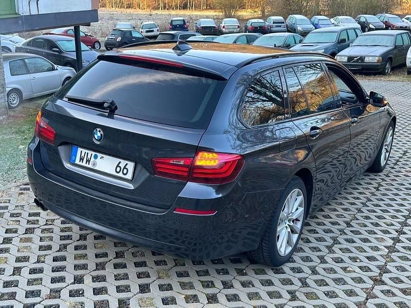 Gebraucht BMW 525 218 PS (160 kW) 2014 Grau Kombi