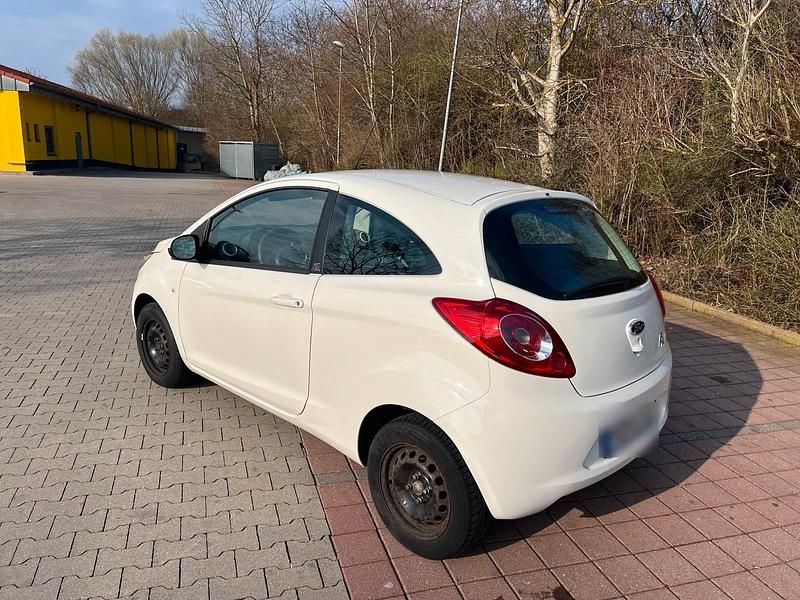 Gebraucht Ford Ka 69 PS (50 kW) 2011 Weiß Kleinwagen
