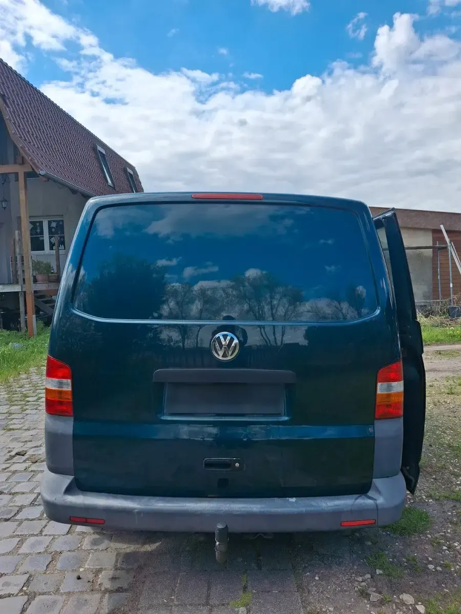 Gebraucht VW Transporter 131 PS (96 kW) 2008 Grün Van