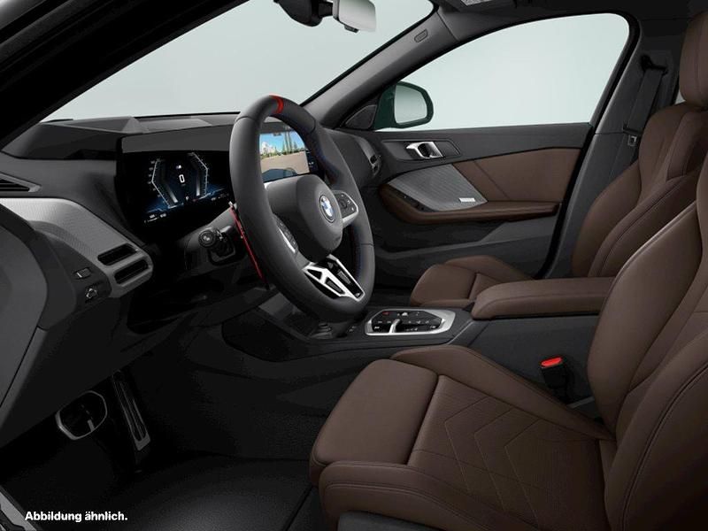Używany BMW M135 Performance 300 KM (220 kW) 2025 Czarny Hatchback