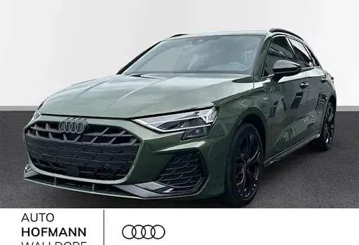 Second-hand Audi A3 S-Line 272 CP (200 kW) 2025 Berlinǎ