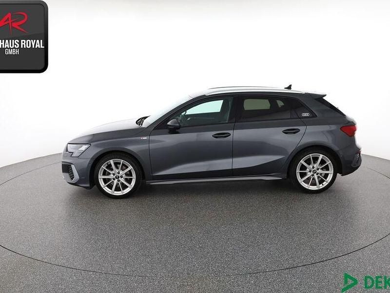 Gebraucht Audi A3 Ambiente 110 PS (80 kW) 2021 Grau Limousine