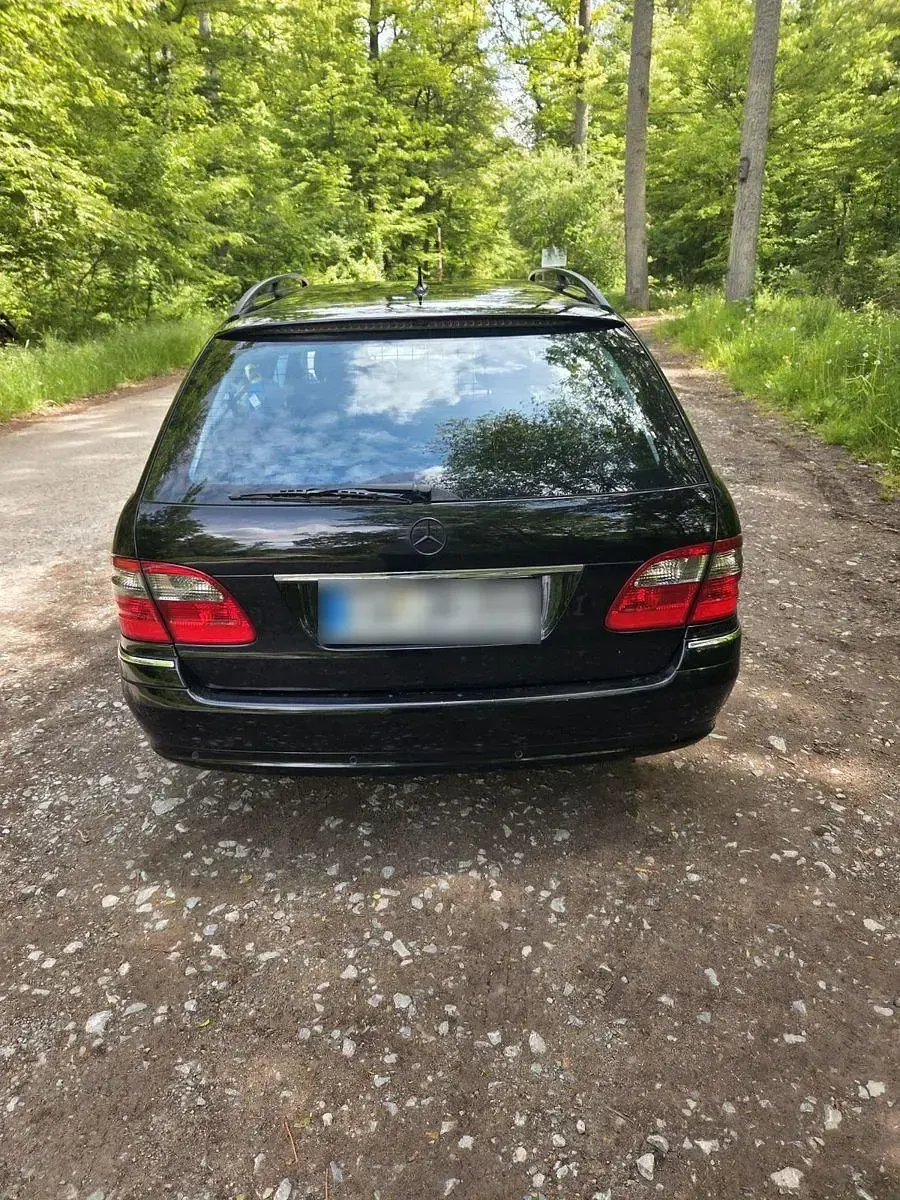 Gebraucht Mercedes E280 Avantgarde 231 PS (169 kW) 2008 Schwarz Limousine