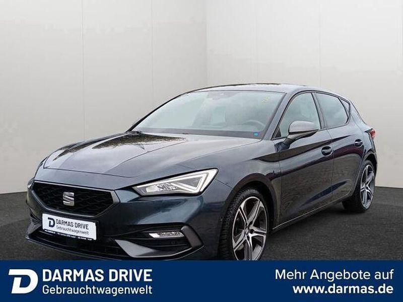 Grau Gebraucht 2022 Seat Leon FR Limousine | 20.790 € (Guter Preis) - Bild 1/3