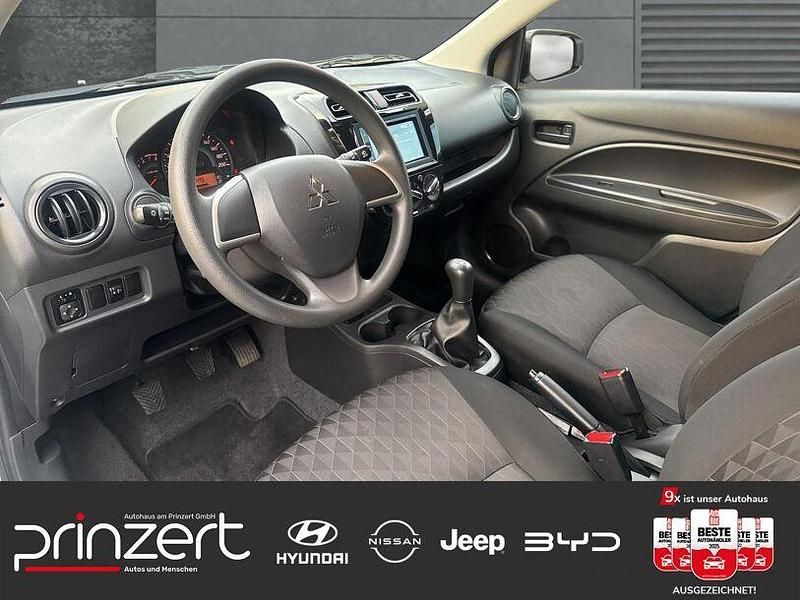 Gebraucht Mitsubishi Space Star Select 71 PS (52 kW) 2023 Islandweiss (s) Kleinwagen