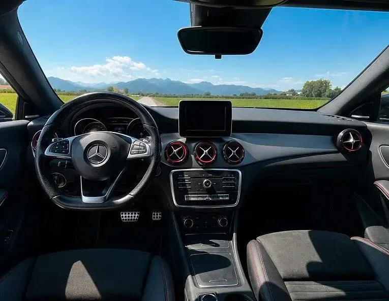 Gebraucht Mercedes CLA250 AMG line 218 PS (160 kW) 2016 Schwarz Coupé